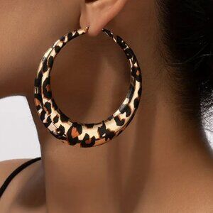 FORREAL BOUTIUQUE LEOPARD PRINT BOHEMIAN HOOP EARRINGS